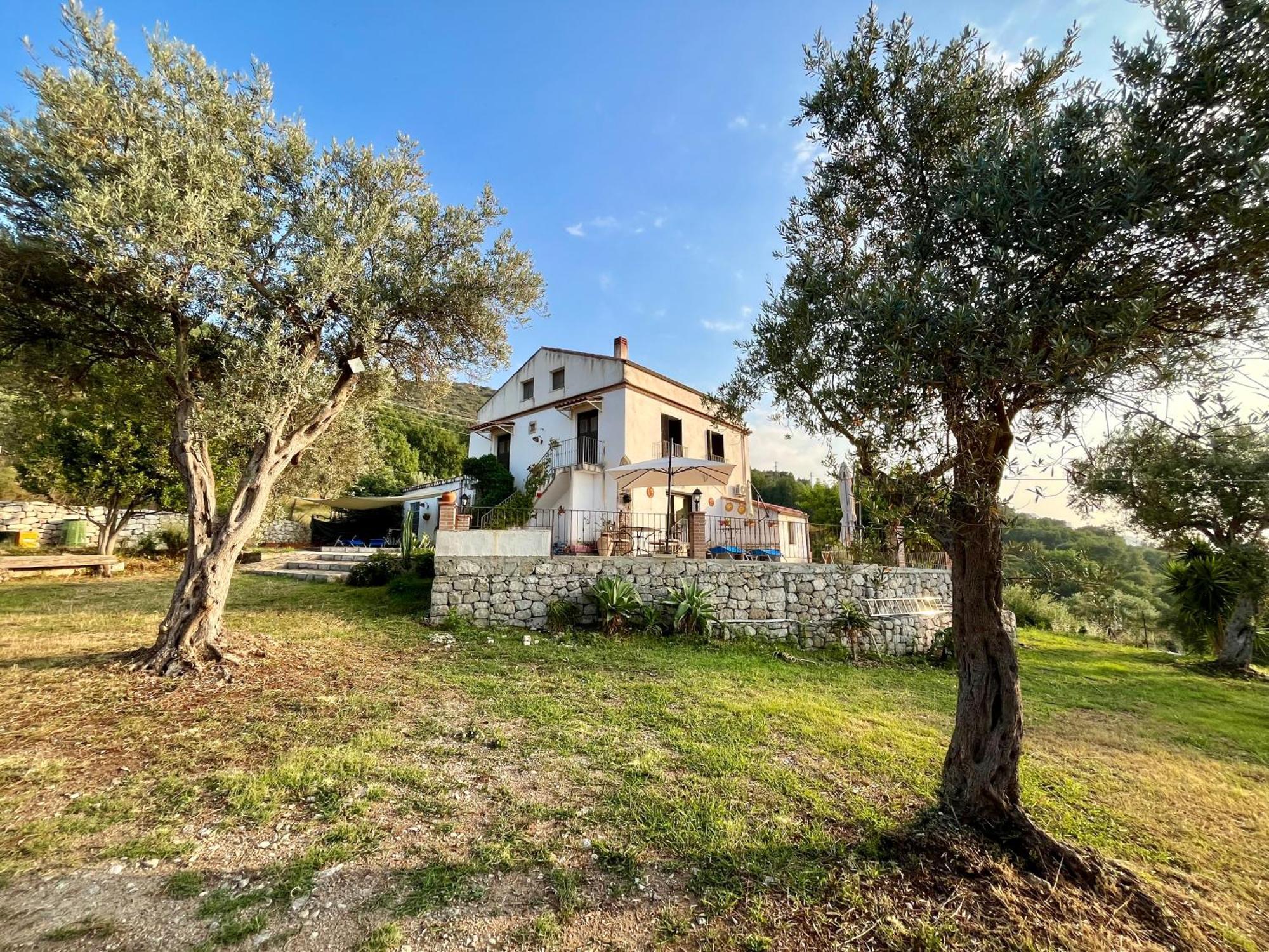 Agriturismo Serre SantʼAgata di Militello Kültér fotó