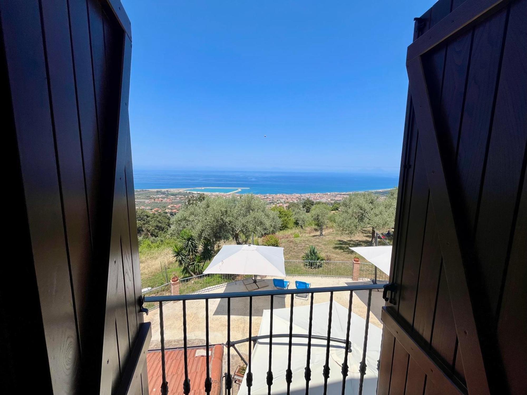 Agriturismo Serre SantʼAgata di Militello Kültér fotó